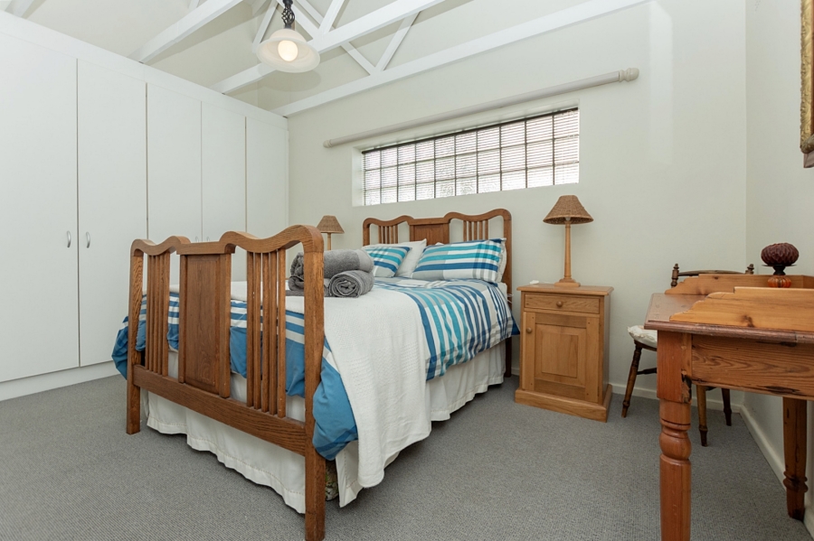 4 Bedroom Property for Sale in Middedorp Western Cape